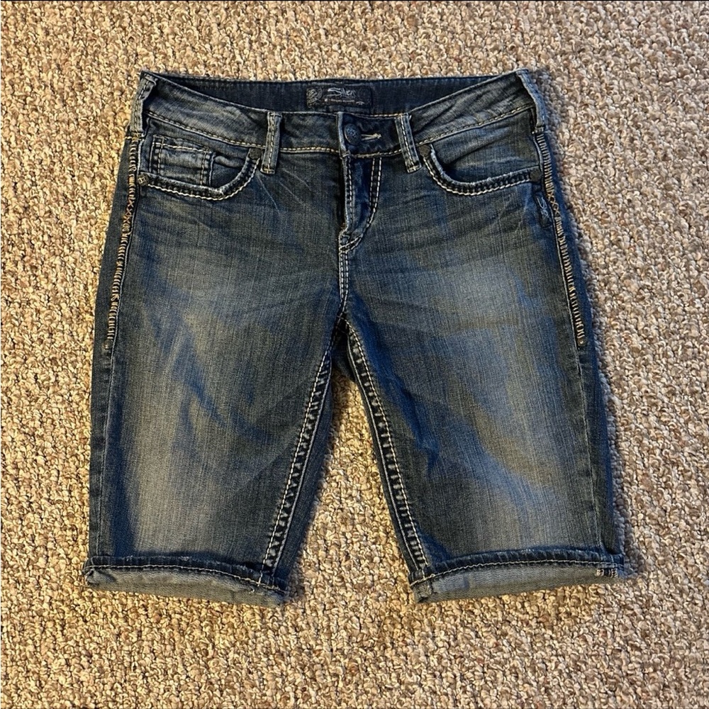 Aiko Mid Bermuda Shorts (W27)